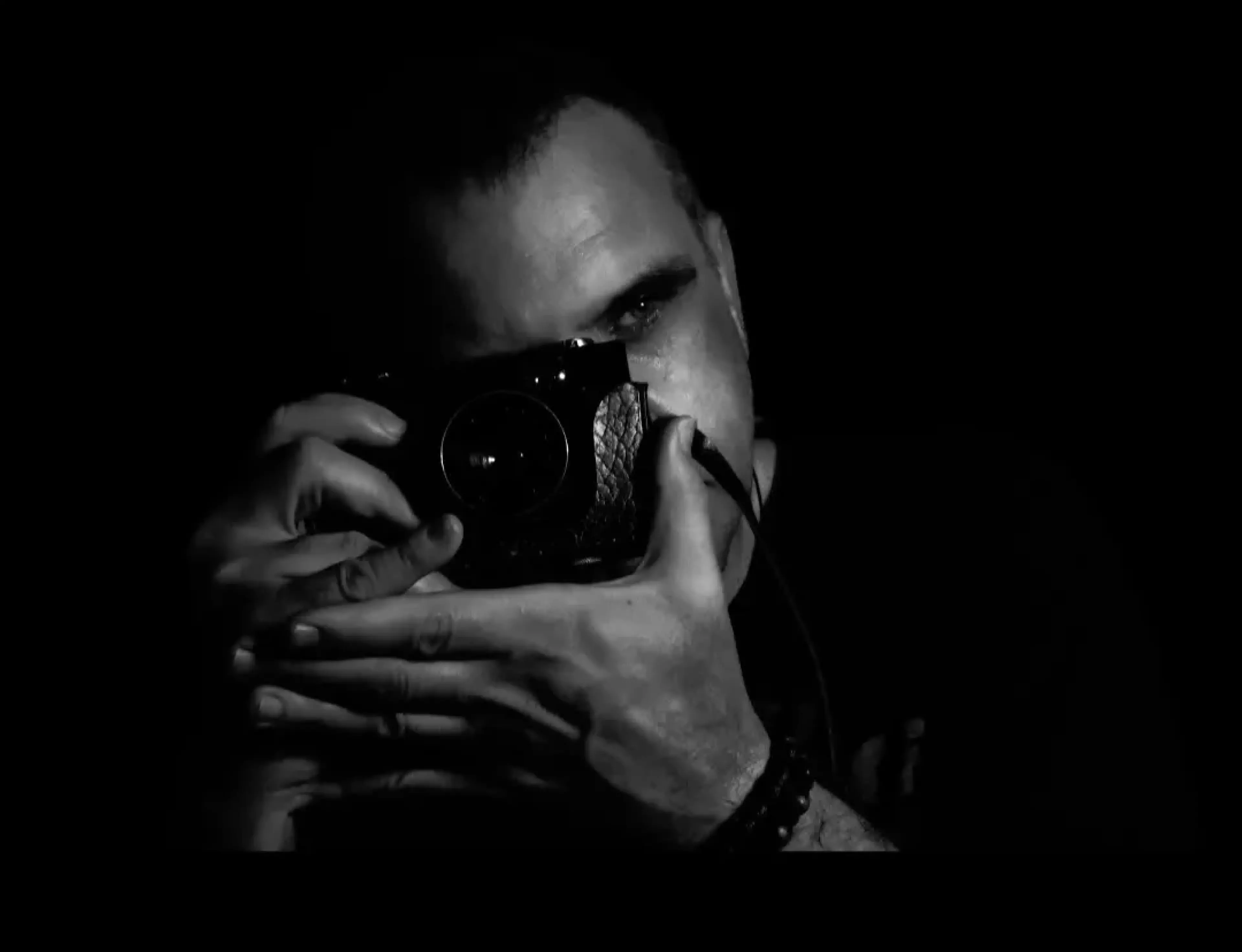 Promjena termina otvorenja izložbe fotografija 'In Spirito' autora Zorana Škugora 