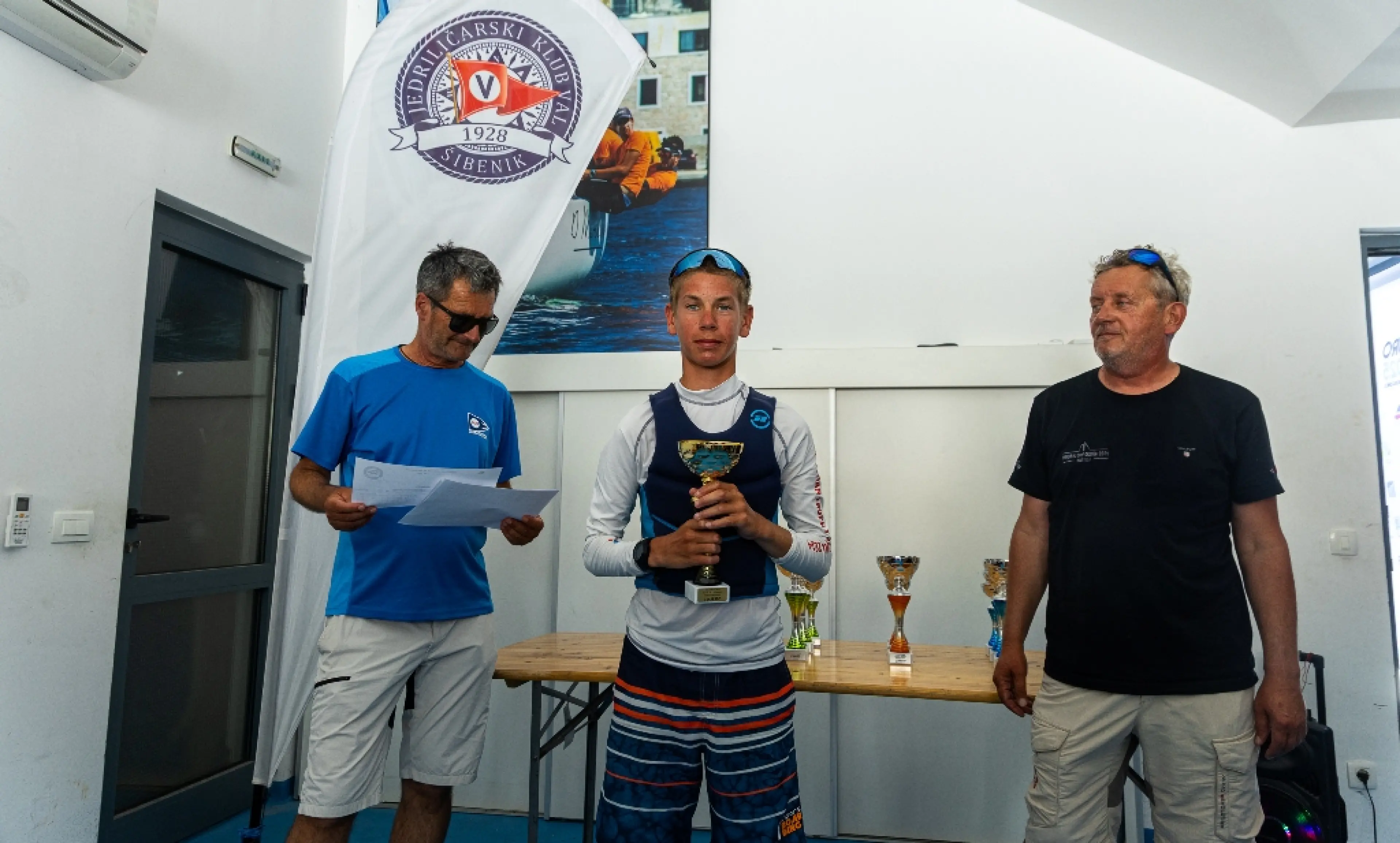 Jedriličar Maro Uroda iz vodičkog Tijata pobjednik šibenske festivalske regate