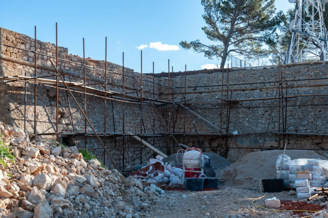 Sv. Ivan izgleda neprepoznatljivo, zgrada koja je niknula bit će zakamuflirana: 'Tvrđavu svečano otvaramo na Dan grada'         