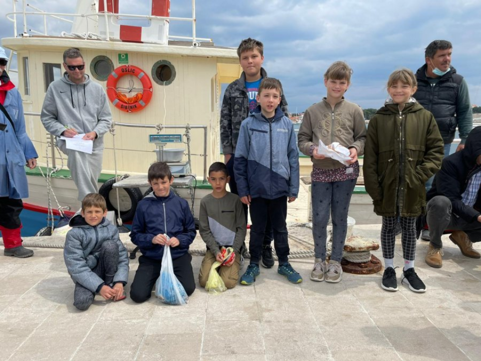 Na kamenju Velikog porta održano natjecanje u ribolovu 'Čap s obale 2021.'