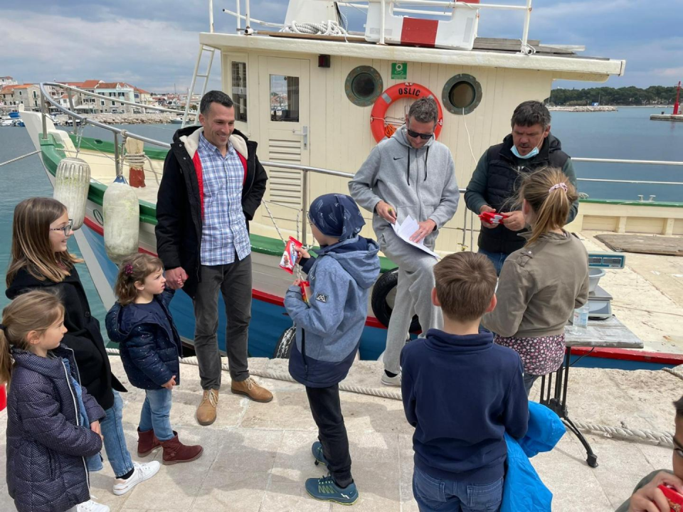 Na kamenju Velikog porta održano natjecanje u ribolovu 'Čap s obale 2021.'