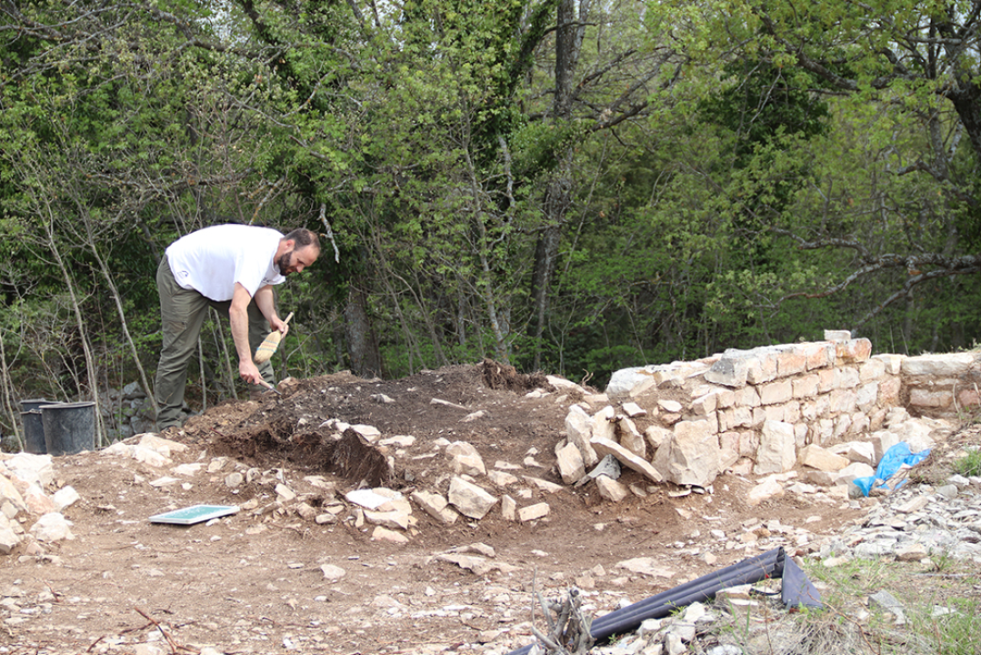 Kod Goriša otkriveni ostaci velike crkve i srednjovjekovni grobovi, sigurno ih ima još nekoliko desetaka
