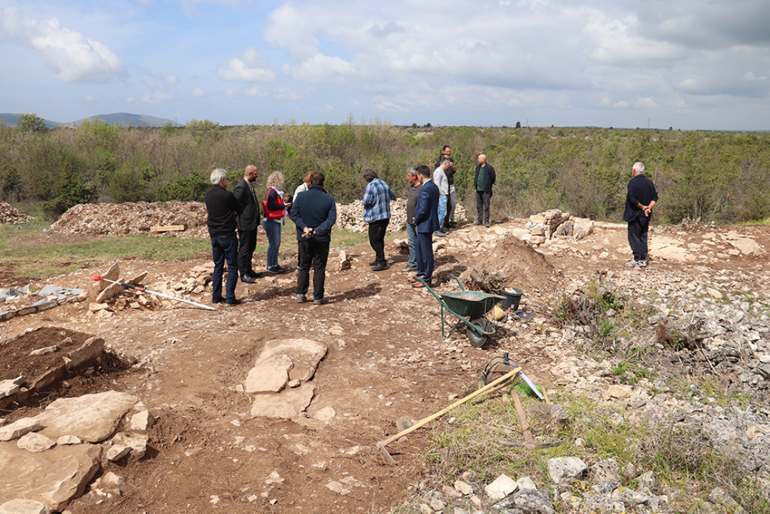 Kod Goriša otkriveni ostaci velike crkve i srednjovjekovni grobovi, sigurno ih ima još nekoliko desetaka