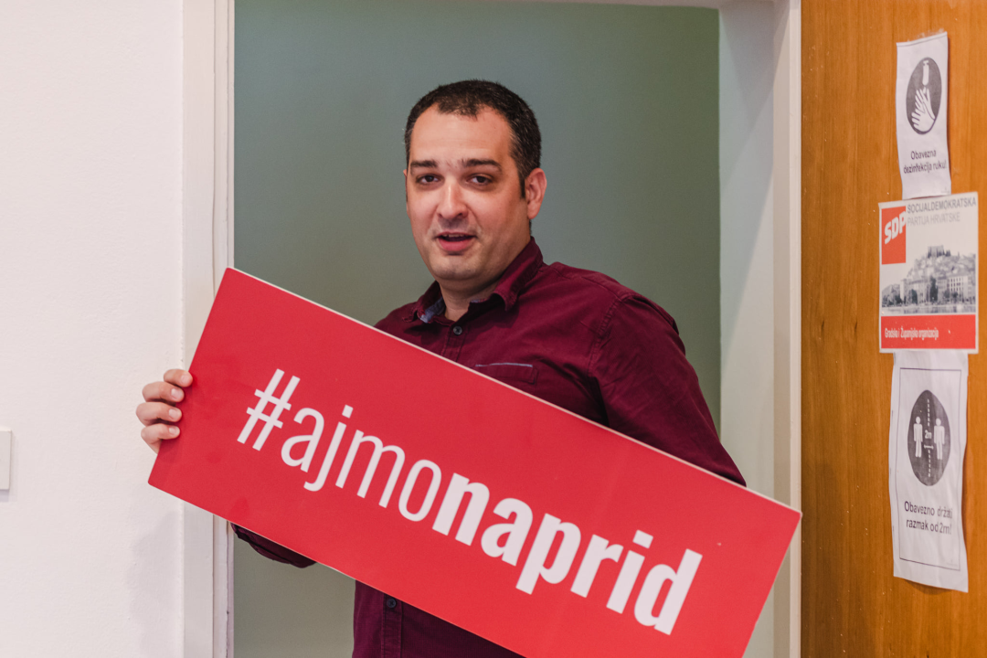 Restović: 'U drugi krug idemo Burić i ja, nadam se da neće izbjegavati sučeljavanje i razmjenu mišljenja'