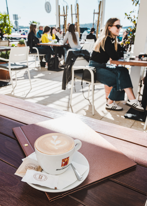 The Pink Week u Bronzinu: Uz selekciju sireva časte vas Hvar Hills Pius roséom!