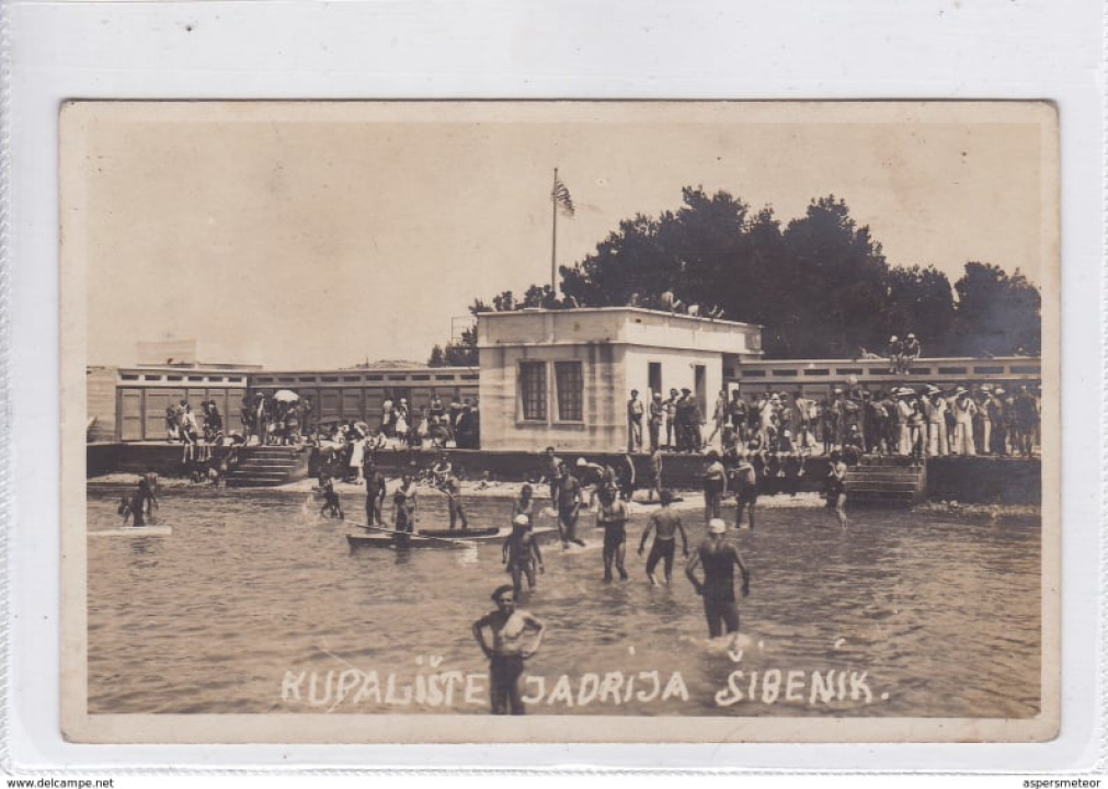 Kopamo po starim razglednicama: Jadrija je oduvijek bila posebna i prepoznatljiva, pogledajte kako se mijenjala 