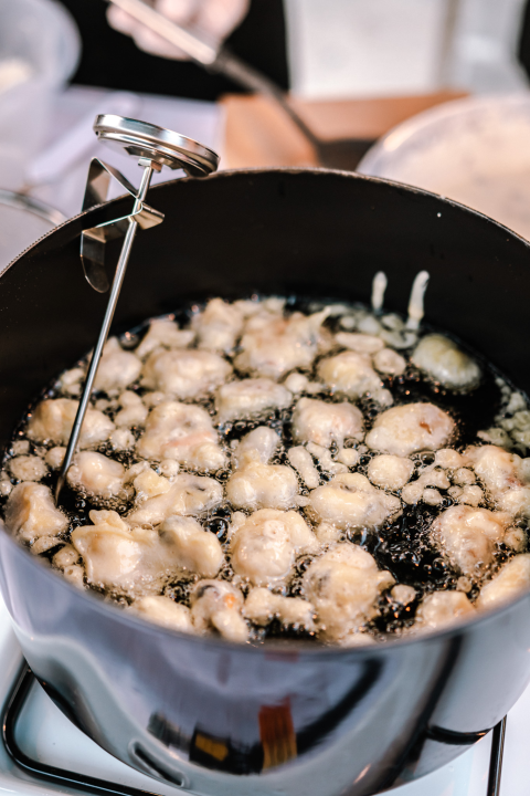 Romansa pidoće i Debita napunila rivu: Jele su se pohane, u toću, na lati, rižot, dimljene...