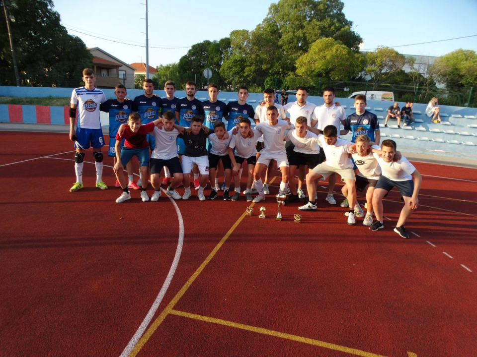 Deseti Memorijalni turnir ‘Antonio Jajčanin’: Pobjedu odnijeli Heroji Vodice i Vrgorac