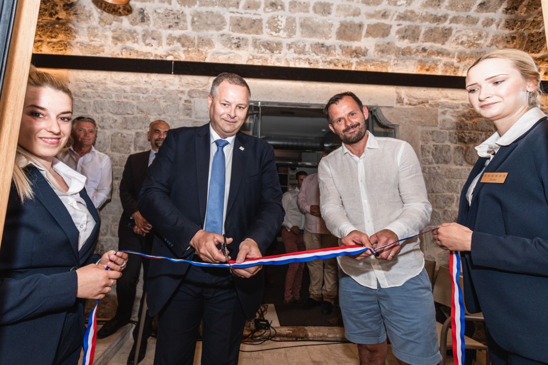 Šibenik je otvaranjem hotela Armerun dobio novu vizuru Doca: Ovo je priča kakvu grad želi i treba od turizma!