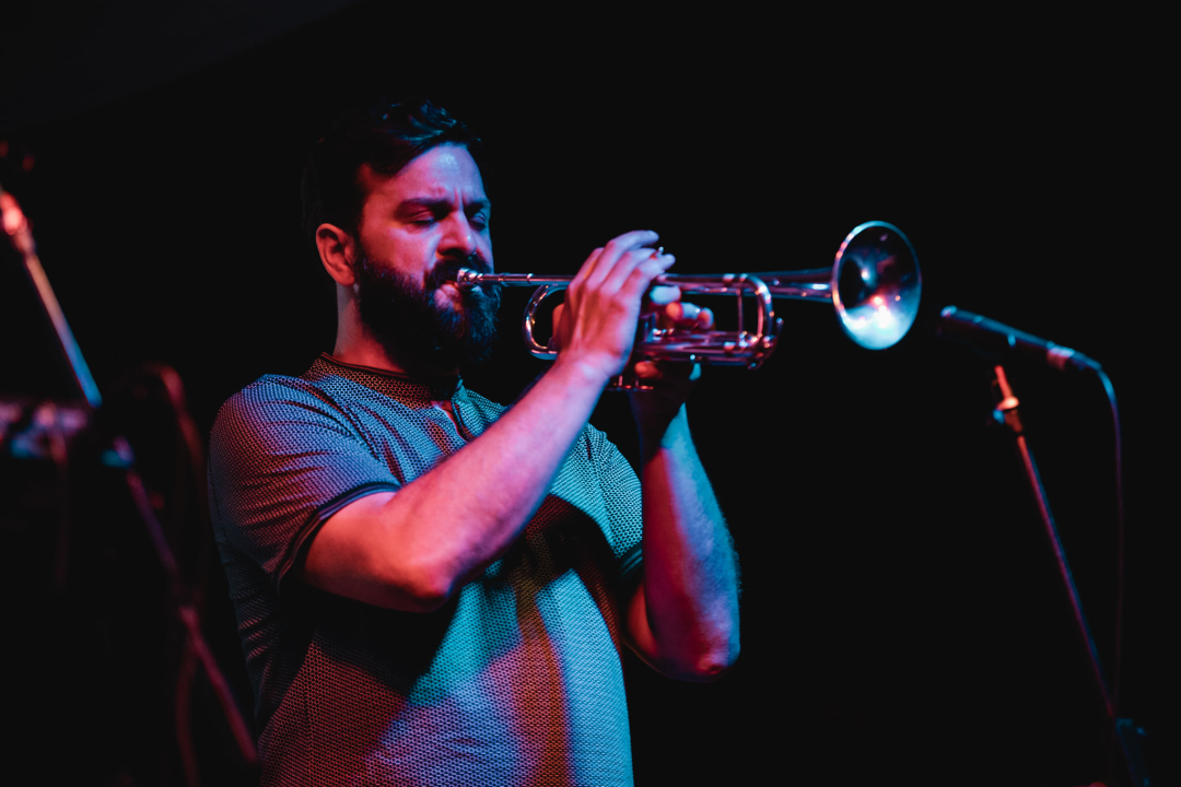 Pogledajte kako je bilo sinoć na koncertu Je Veux ispod katedrale	  