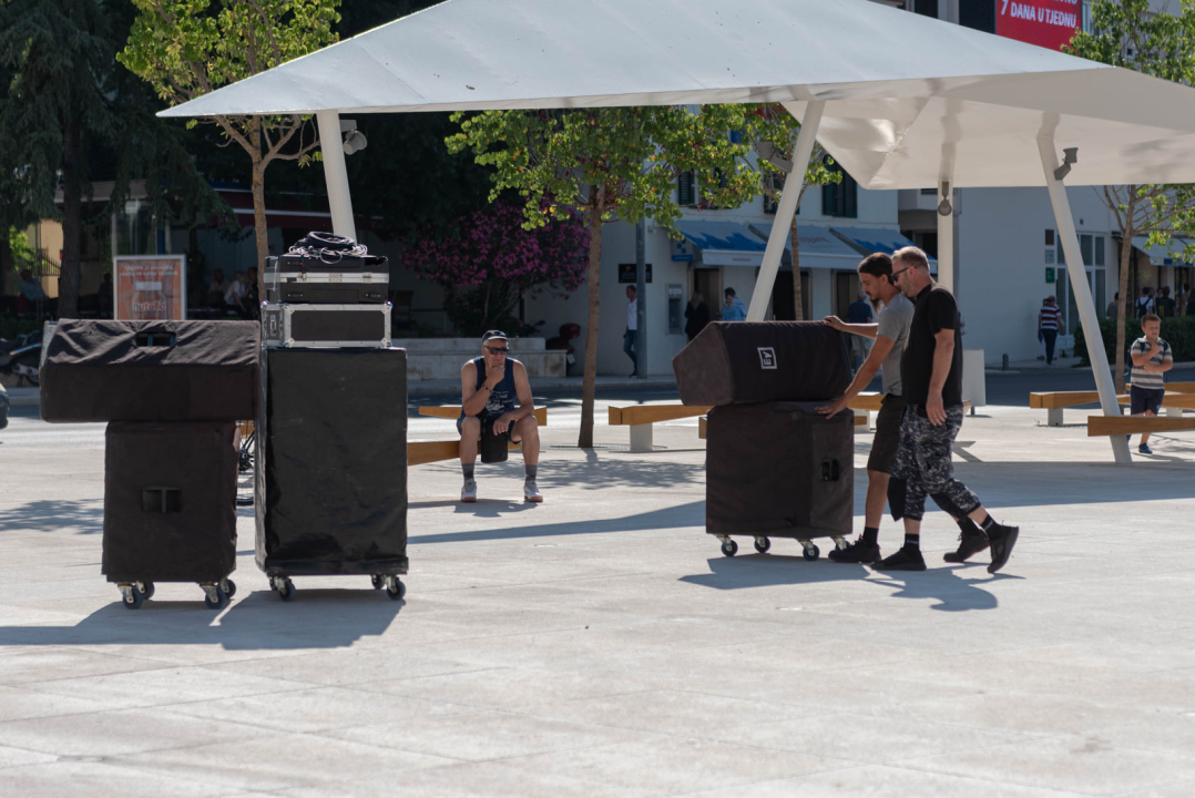 Na Poljani pripreme za milenijsku fotografiju povodom 30. obljetnice osnutka 113. brigade