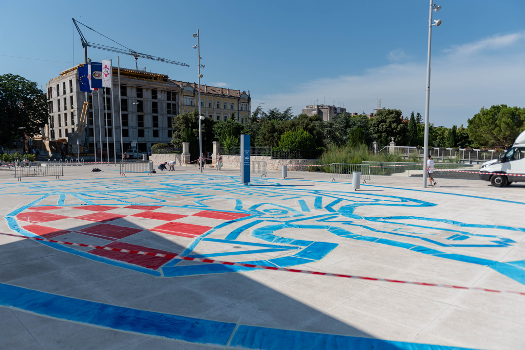 Na Poljani pripreme za milenijsku fotografiju povodom 30. obljetnice osnutka 113. brigade