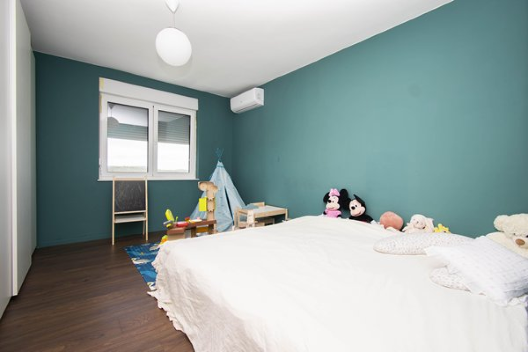 Dvosoban stan s pogledom na more na Plišcu savršen je za obiteljski život ili kao turistička investicija!