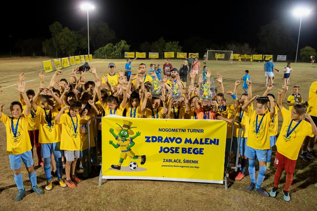 Na turniru 'Zdravo maleni Joso Bego' preko 600 malih nogometaša: 'Osmijesi djece govorili su nam sve!"'