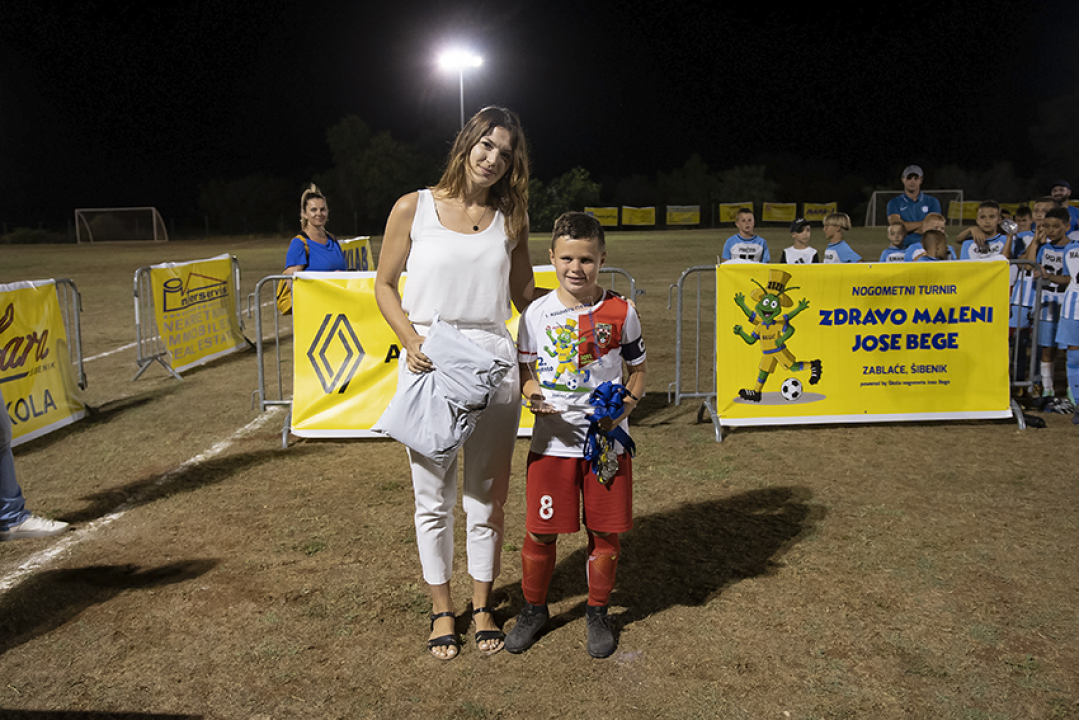 Na turniru 'Zdravo maleni Joso Bego' preko 600 malih nogometaša: 'Osmijesi djece govorili su nam sve!"'