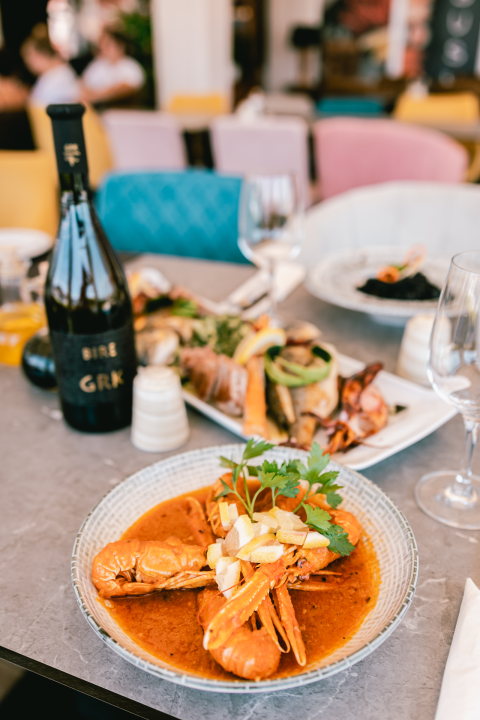 U tribunjskom restoranu Muring uživajte u vrhunskoj spizi uz pogled na staro mjesto! 