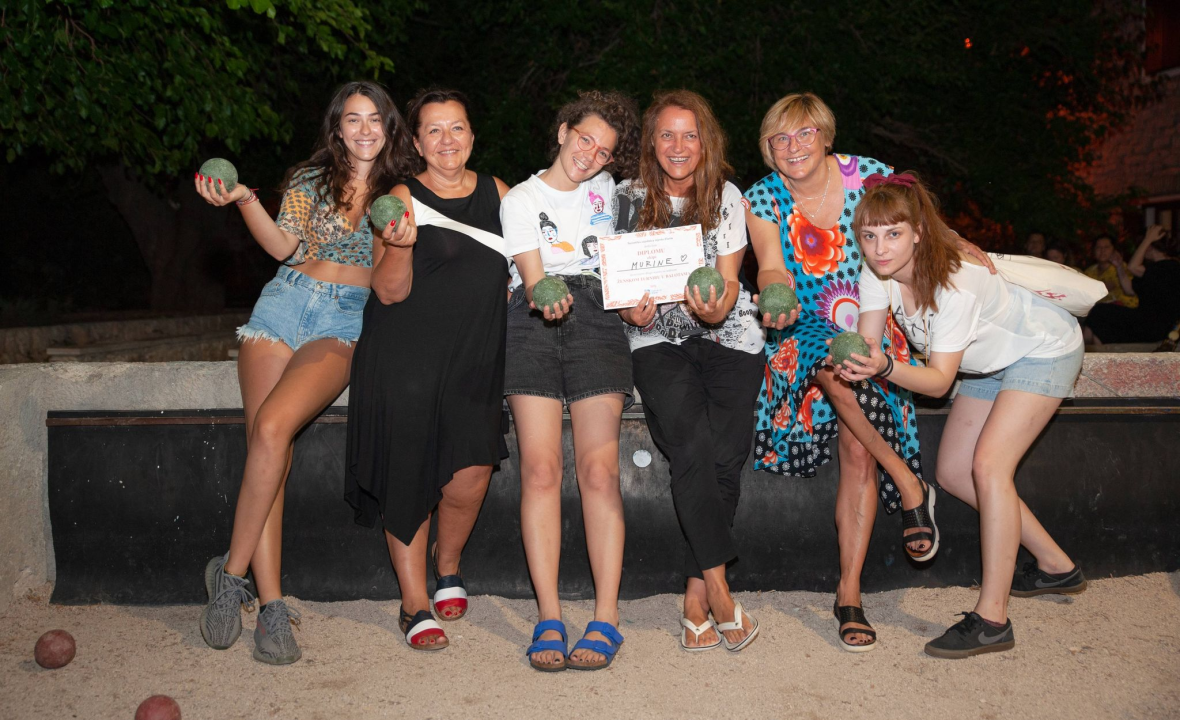 Valjanje i bacanje na Zlarinu: Astra Pfizerice slavile na ženskom turniru u balotama