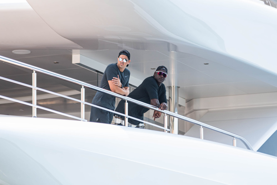 'Ostavite čovika na miru!' Nije on čovik, on je Michael Jordan: Evo još videa i fotki iz Šibenika