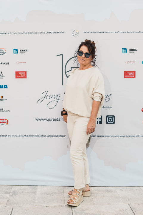 Proslava Društva Juraj Dalmatinac donijela dašak glamura: Birala se najbolja garderoba, poziralo se kao na modnoj pisti