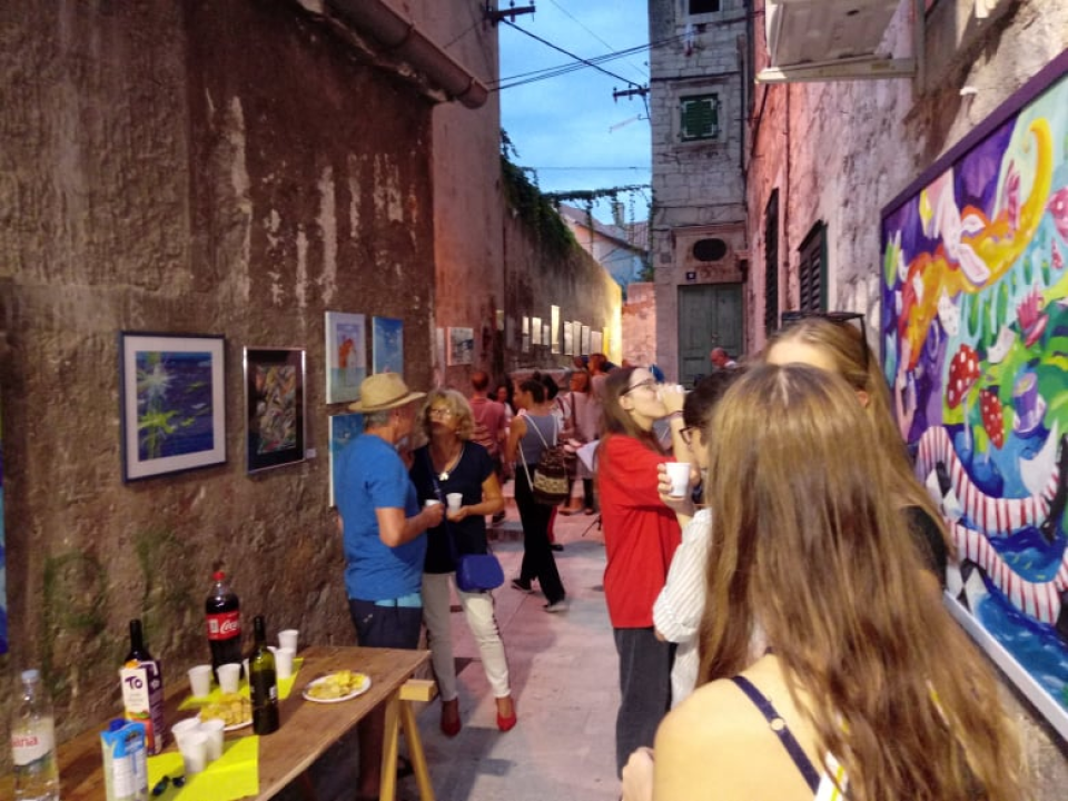 Znate li gdje je šibenska Galera? Mnogi ne znaju, ali večeras je ozbiljno podsjećala na pariški Montparnass