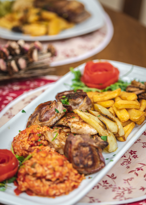 Ukusna spiza i vrhunski deserti čekaju vas u Antinom guštu! 