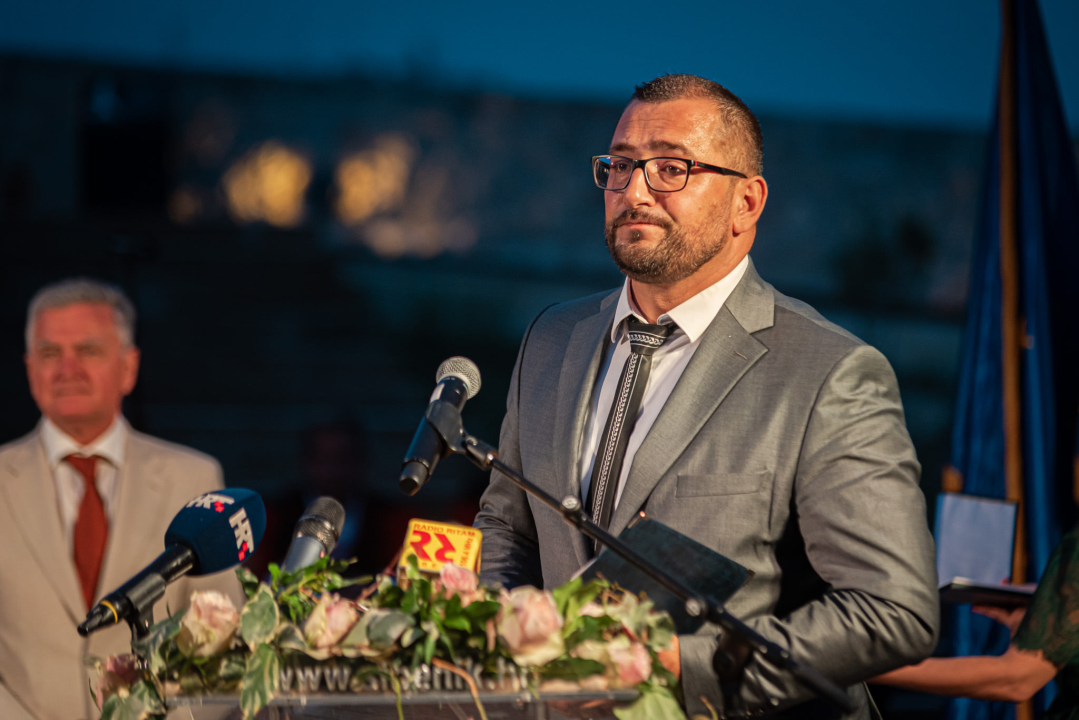 Profesor Labor nagrađen za životno djelo: 'Nisam nikad razmišljao o nagradi, a pogotovo da će kad je dobijem tu biti Gabi Novak' 