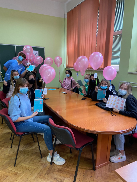 Obilježen Dan ružičaste vrpce: 'Otkrivanje raka dojke u ranoj fazi u 90 posto slučajeva osigurava izlječenje' 