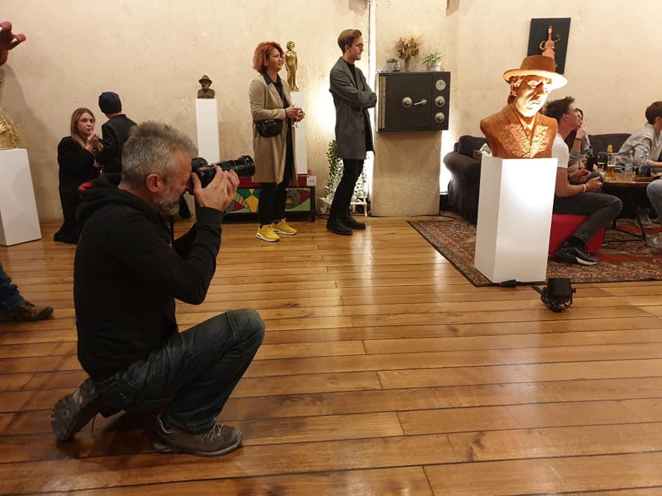 U Azimutu otvorena izložba Borisa Leinera: Svirala se Azra, čitala biografija, potpisivali plakati...