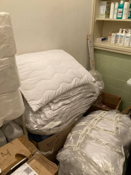 Šibenska ginekologija sada izgleda puno veselije: Stigla nova posteljina kupljena u humanitarnoj akciji dvije Tee