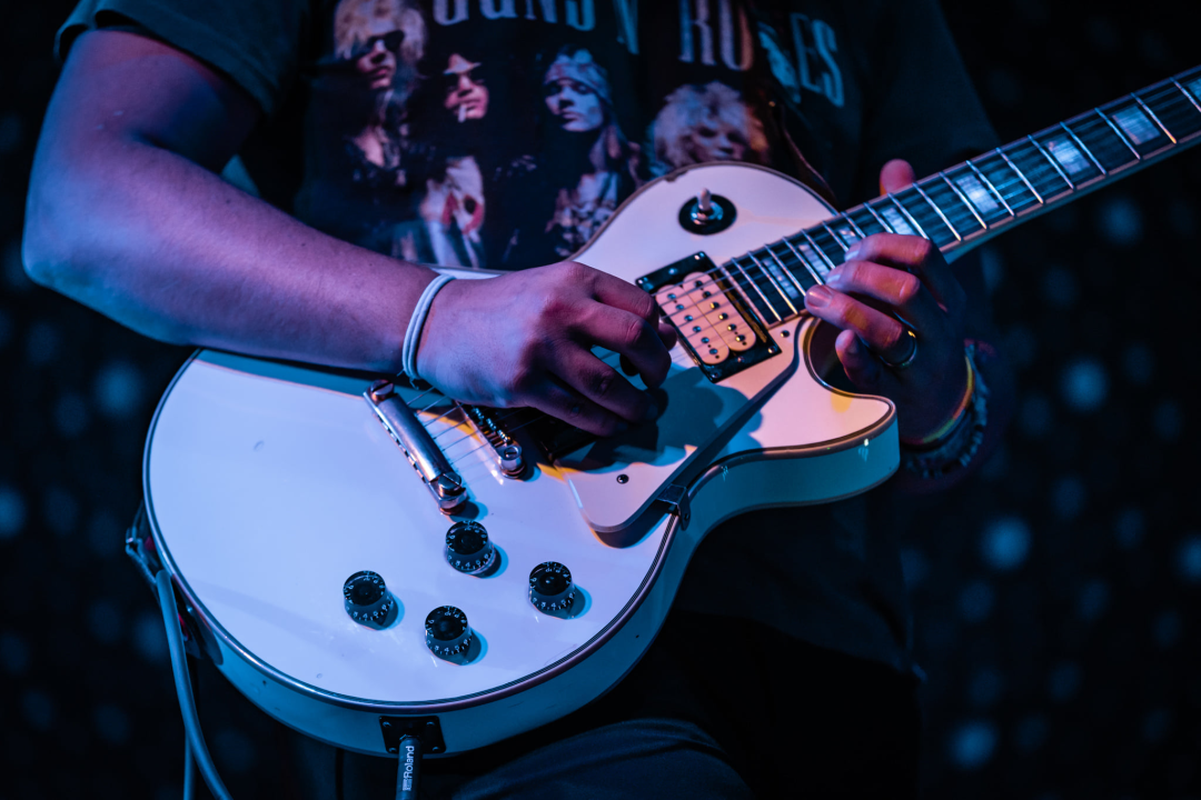 Pocket palma polusatnim nastupom počastili fanove u Azimutu