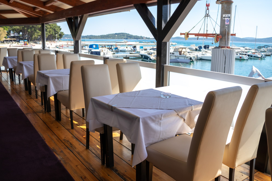 Vodički restoran Scala prava je gastro oaza: Ugrijte se njihovim domaćim jelima! 