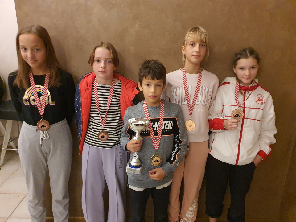 Svih pet karataša Okita na Prvenstvu Hrvatske osvojilo medalju!