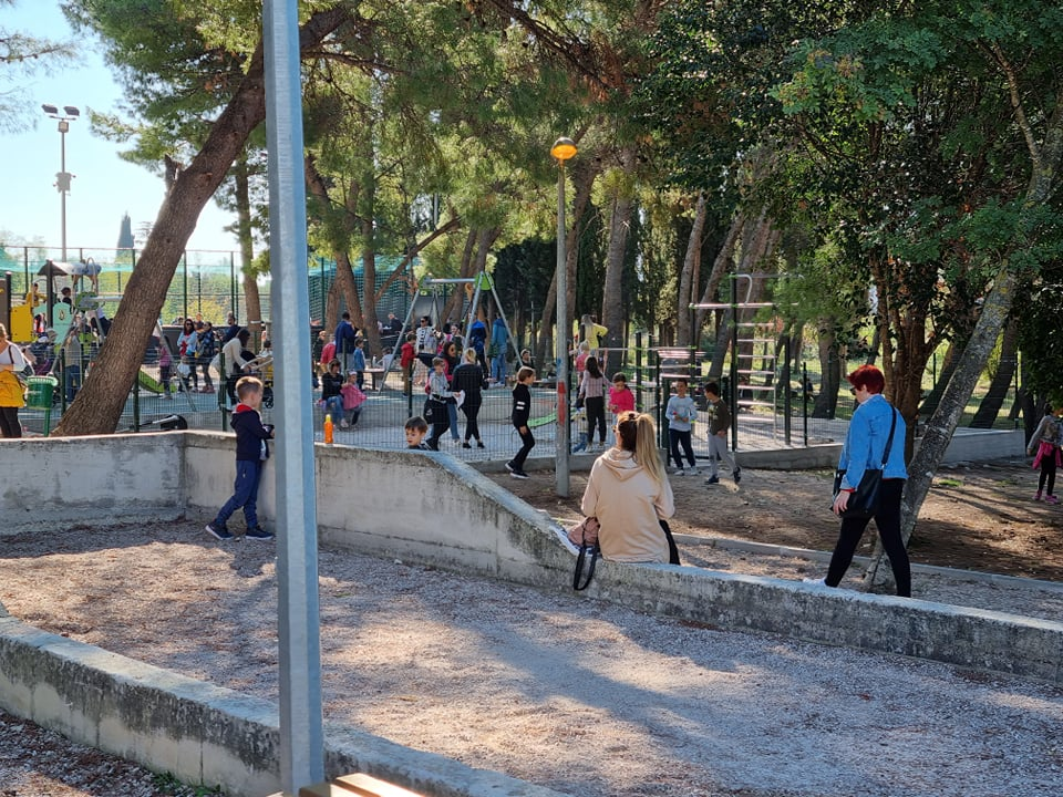 Sport, glazba, druženje, ručak: U Rasadniku cijeli dan traje akcija za malu Kiaru, evo kako je to izgledalo jutros 