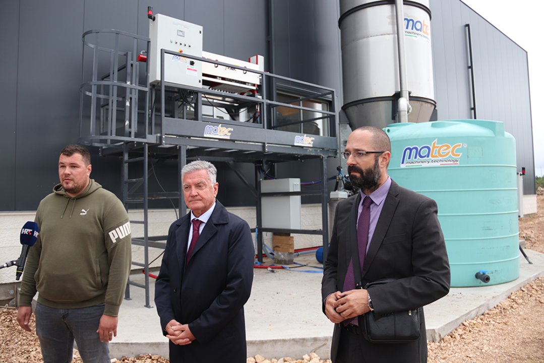 Burić i Mileta obilazili pogone na Podima: 'Odlučili smo ukazati na zbivanja koja zbog pandemije nisu stala' 