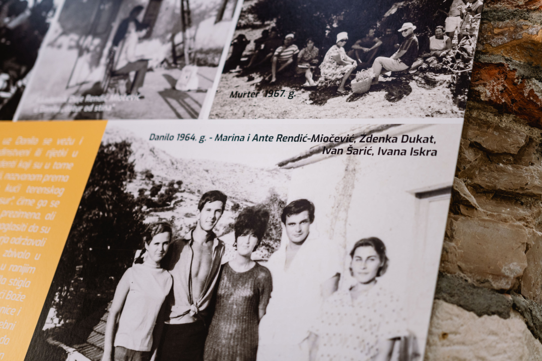 ‘Vlakom prema jugu’: Arheolozi su iz Zagreba vlakom išli do Perkovića pa pješke ili karom do Danila