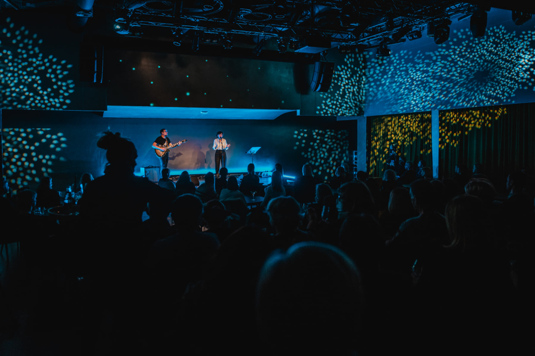 Pozitivne emocije i lijepe uspomene: Maja Posavec i Ivan Kapec oduševili šibensku publiku 