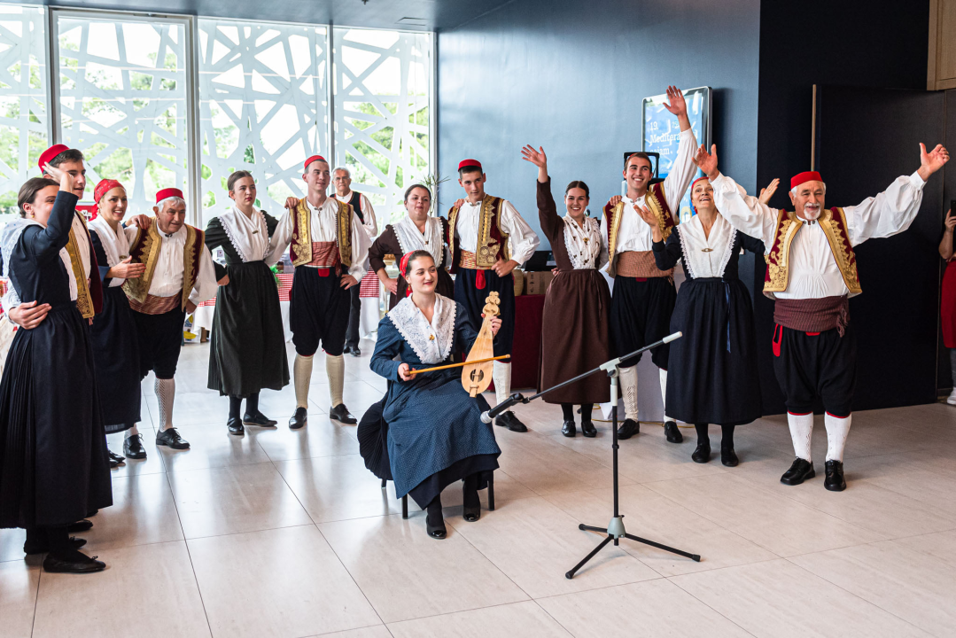 U Amadria parku otvoren Mediteranski sajam: Marijana Petir zaplesala linđo, a poseban hit je štand sa sirom Mercedes   