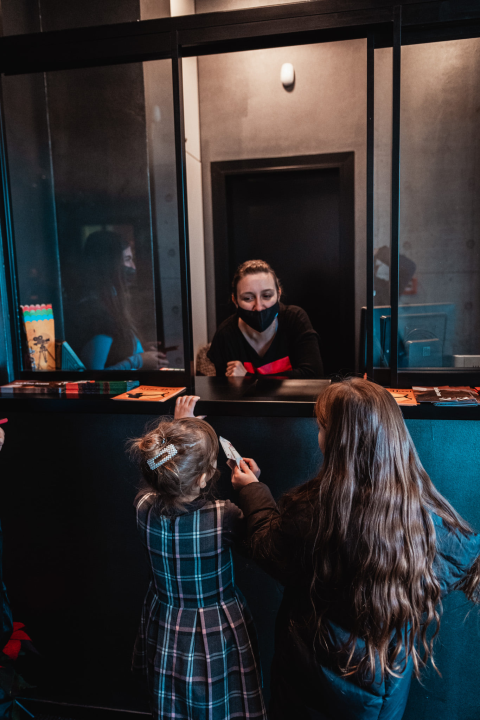 Tko je danas Robin Hood? Predstava u Arsenu razveselila mlade Šibenčane