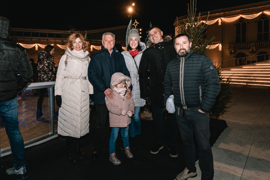 Bajkovito disco klizalište zvijezda na vrhu šibenske Adventure!