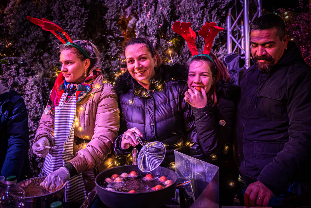 'Grandece od cukra', predvođene popularnom Duki, ispekle najbolje fritule na Frituladi u đardinu 