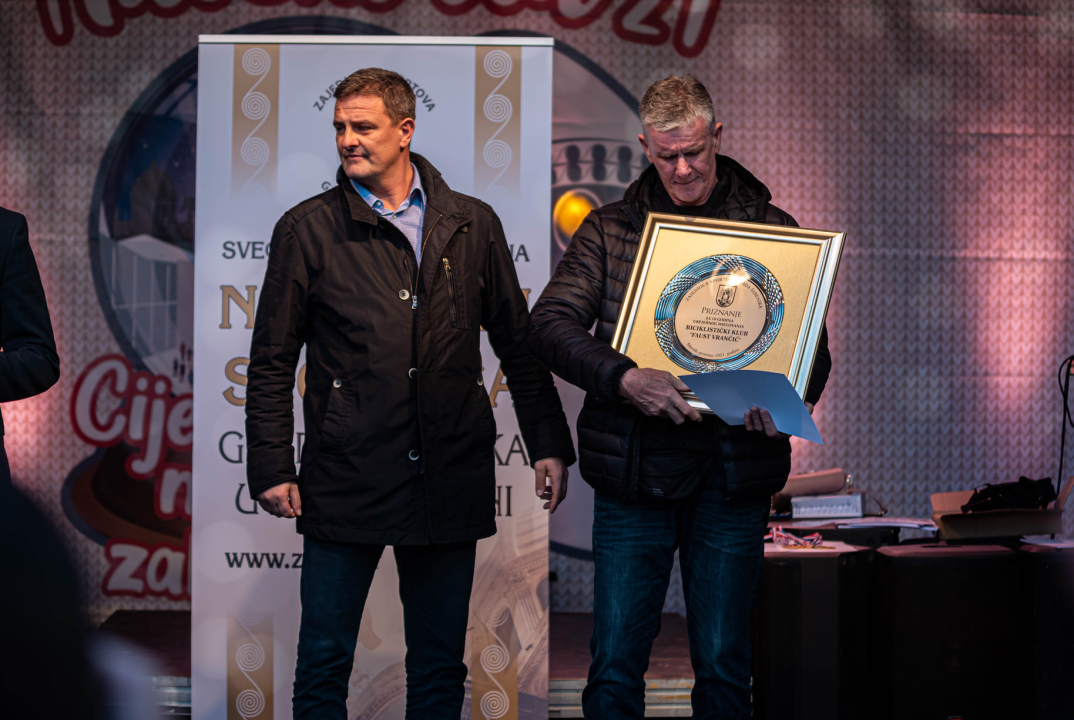 Vaterpolisti Solarisa i košarkašice Šibenika u ekipnoj, a Toni Slavica i Nives Radić u pojedinačnoj konkurenciji 