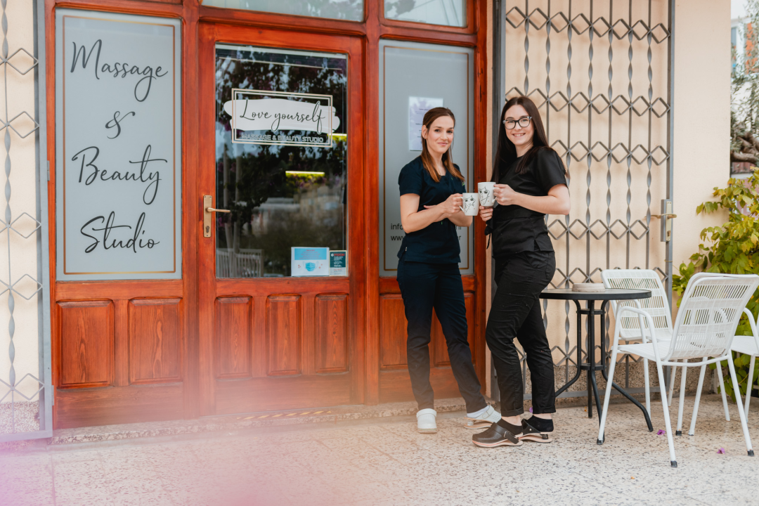 Opremite svoj restoran, bar i stan, sve na jednom mjestu u Mayoku u Vodicama! 
