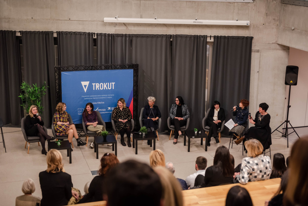 Profesorica violončela Vanja Bošnjak nova je 'Šibenska grandeca': Mladena Baran Jakelić ikona je stila 