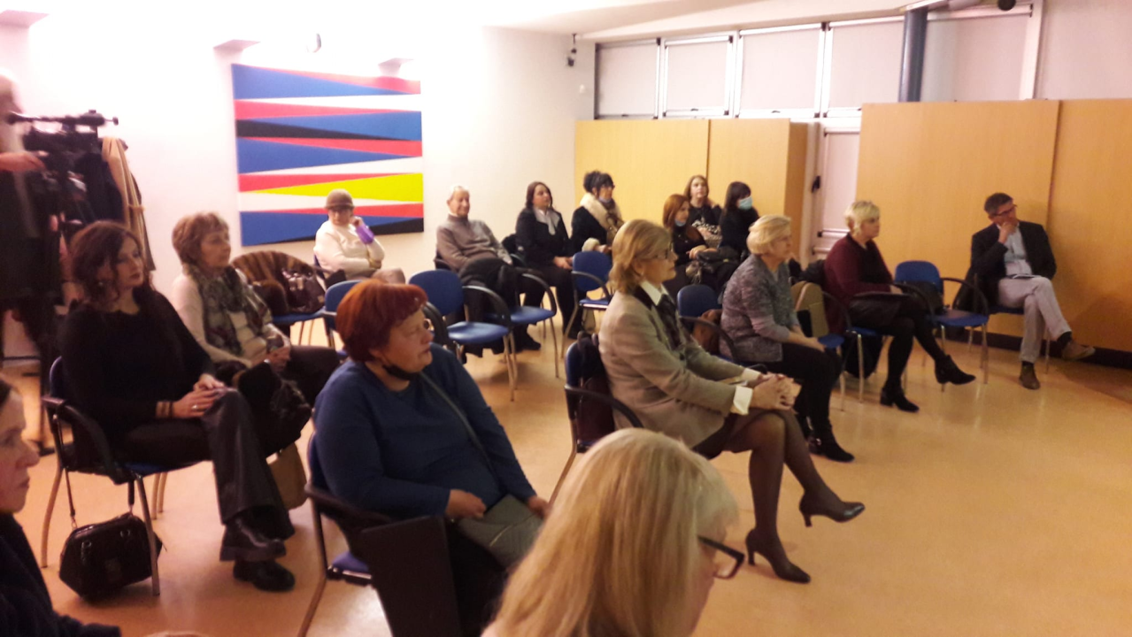 Vesna i ja: U knjižnici održana književna večer za Dan žena