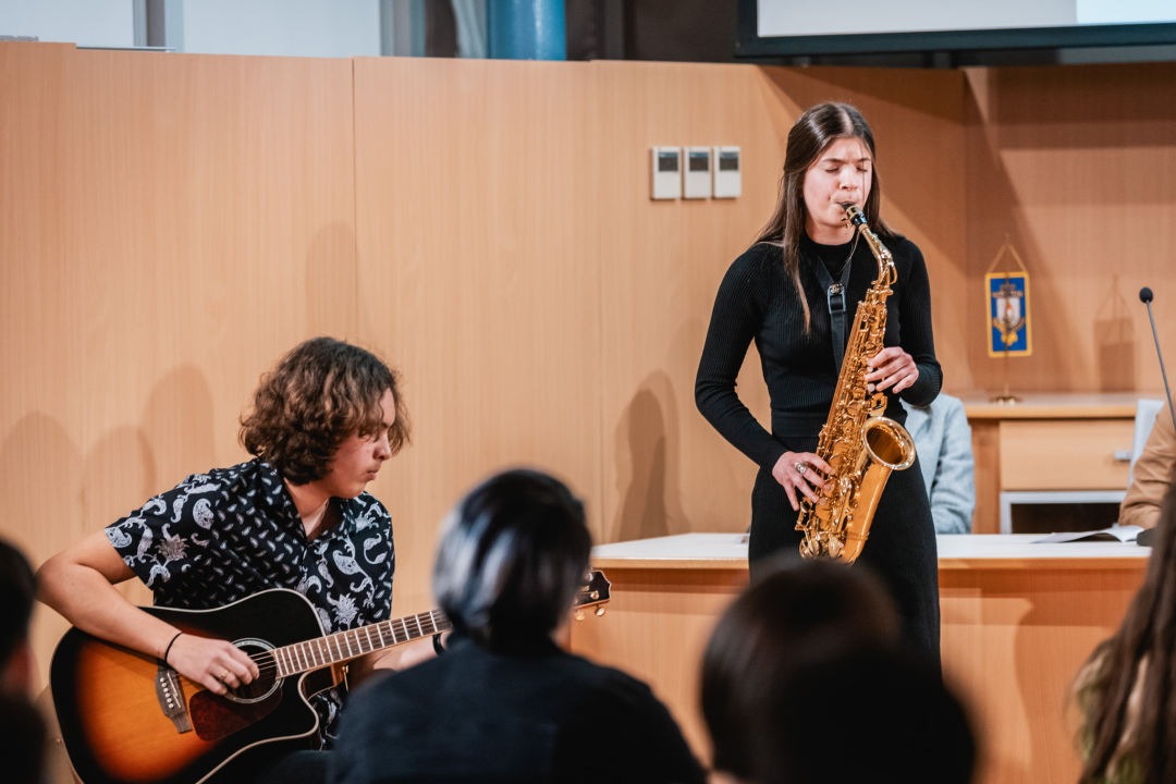 Gimnazijalci predstavili jubilarni 20. broj Pegle: ‘Pandemiju smo kompletno zanemarili i odahnuli od svega’