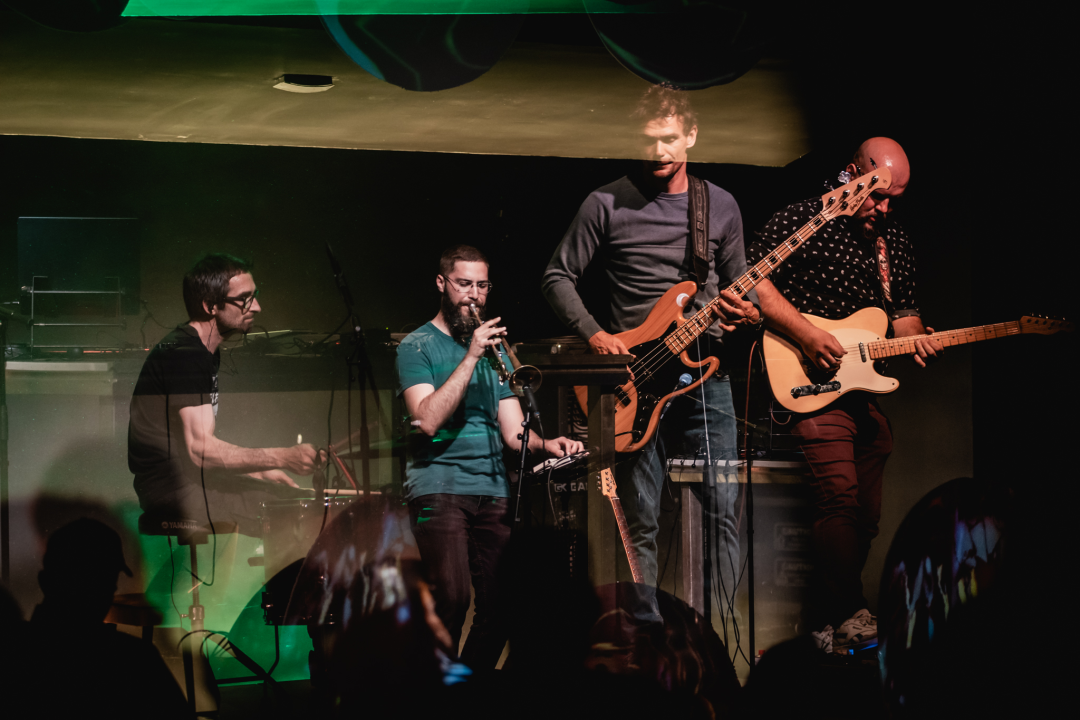 Sono Koloro u Arsenu: Dvostruki život i sofisticirani podražaji