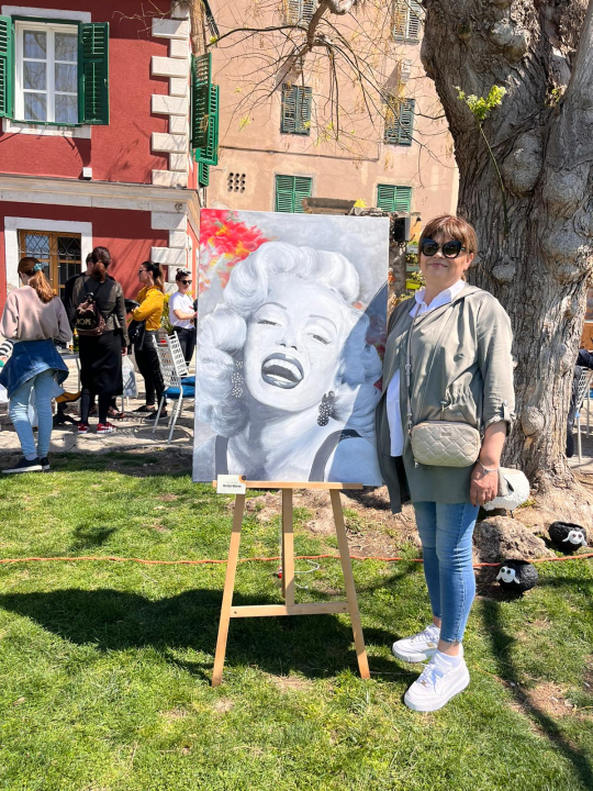 Svjetski dan umjetnosti: Ispred Azimuta svoja djela izložilo 18 umjetnika