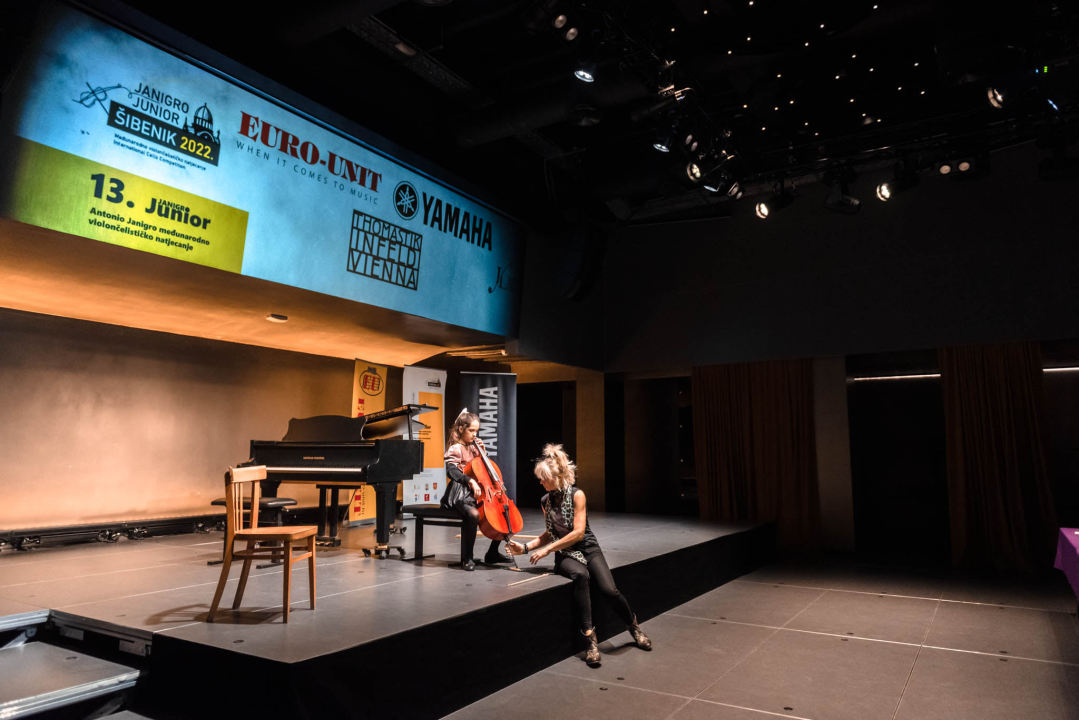 Počelo natjecanje mladih violončelista: U Šibenik stigli talenti od Amerike do Južne Koreje