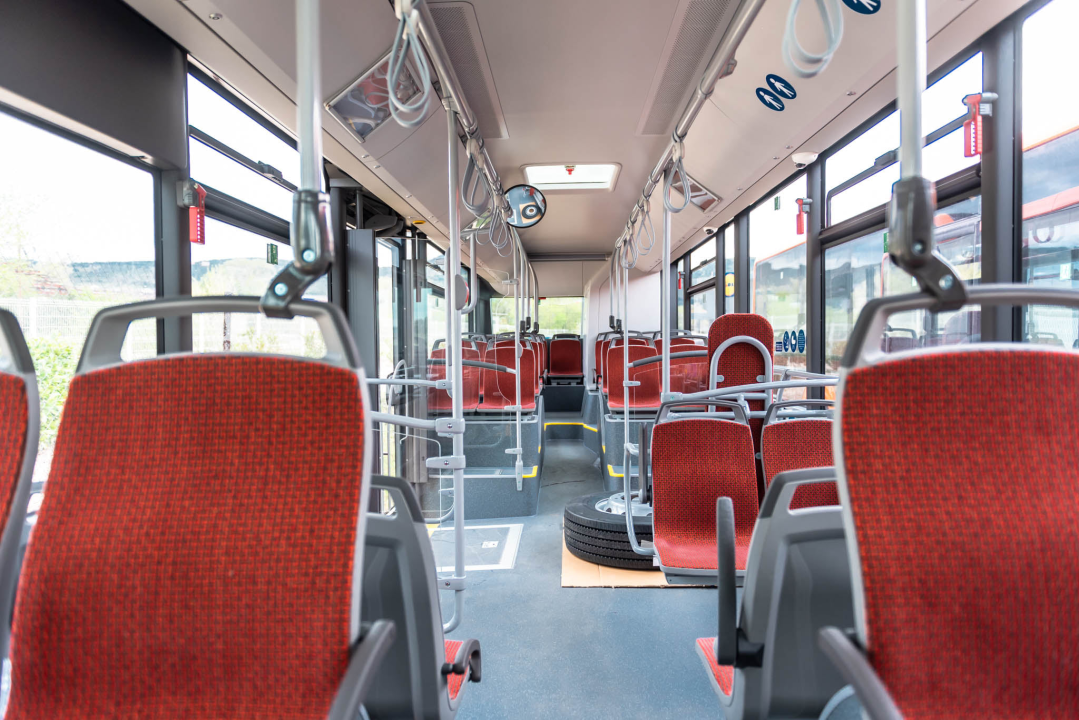 U Šibenik stigla prva dva niskopodna autobusa: 'Ovo je prijelomni trenutak ka uvođenju reda na prometnicama'