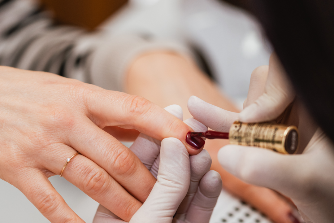 Nagradite se vrhunskom manikurom u Love yourself studiju! 